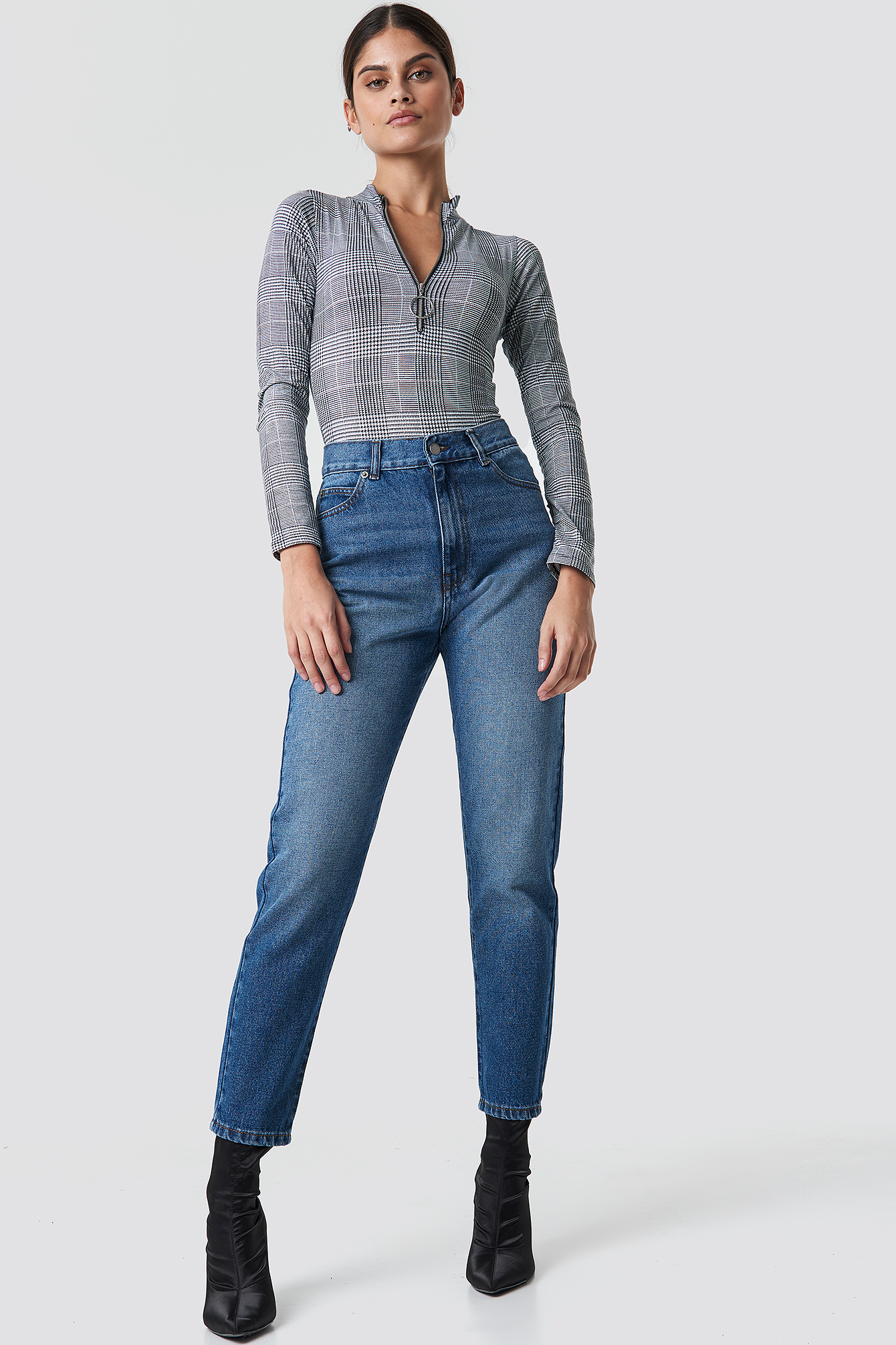Nora Jeans NAKDLOUNGE.COM