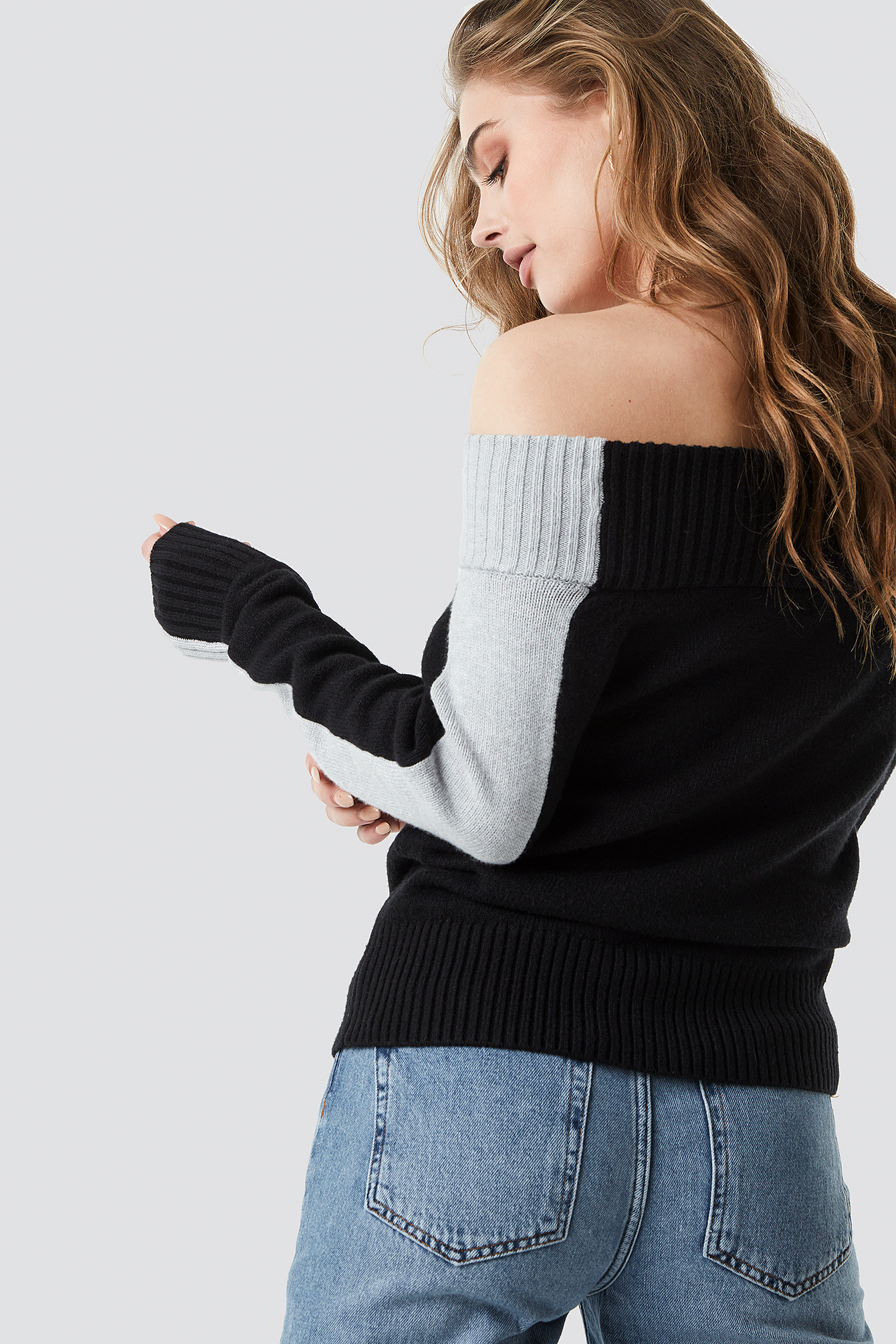 Color Block Off Shoulder Sweater NAKDLOUNGE.COM