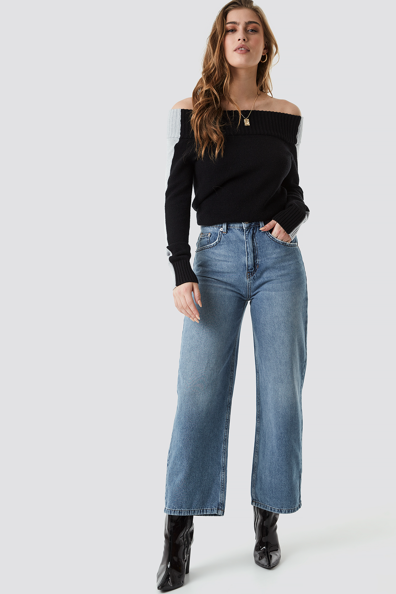 Color Block Off Shoulder Sweater NAKDLOUNGE.COM
