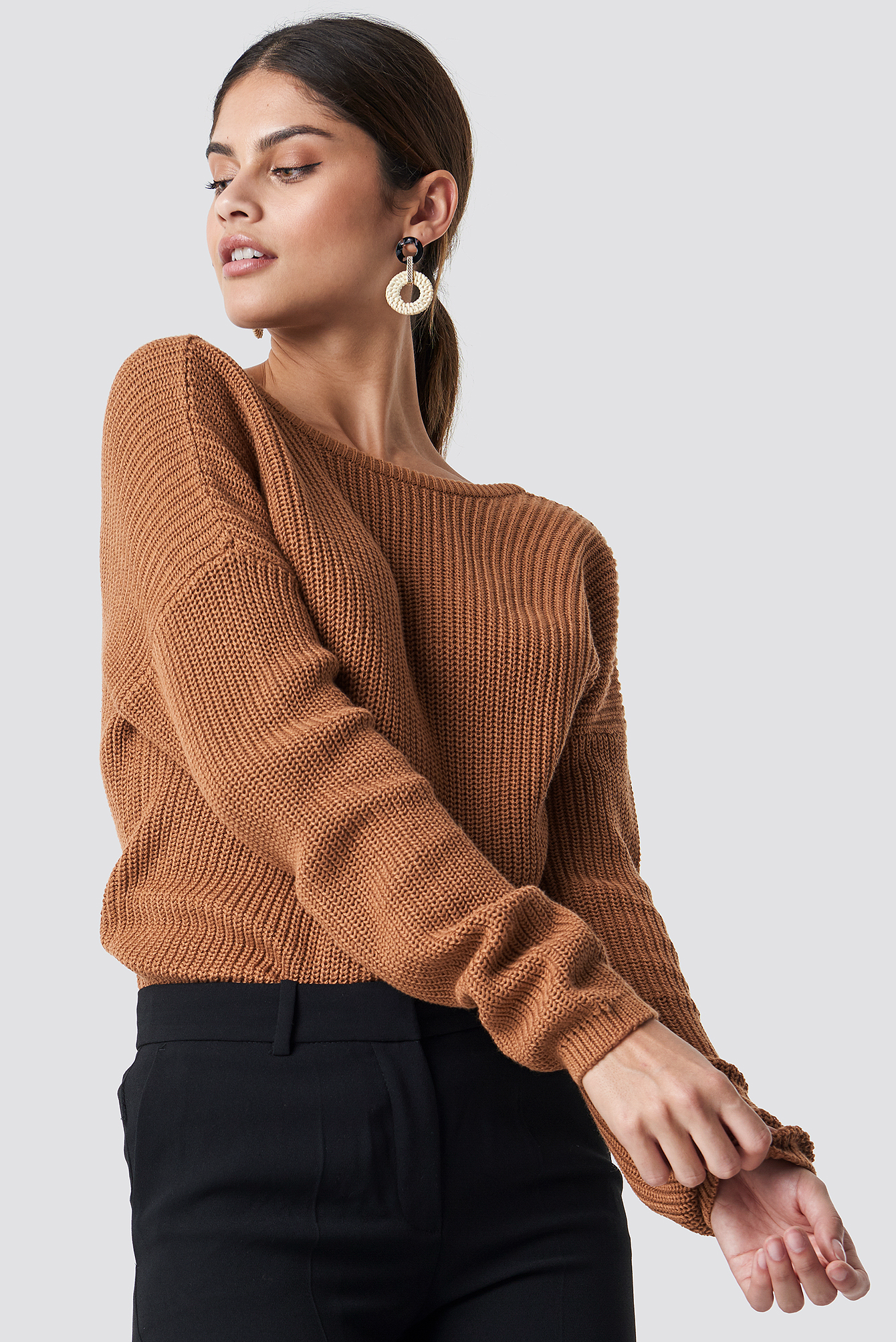 Knitted Deep V-neck Sweater NAKDLOUNGE.COM