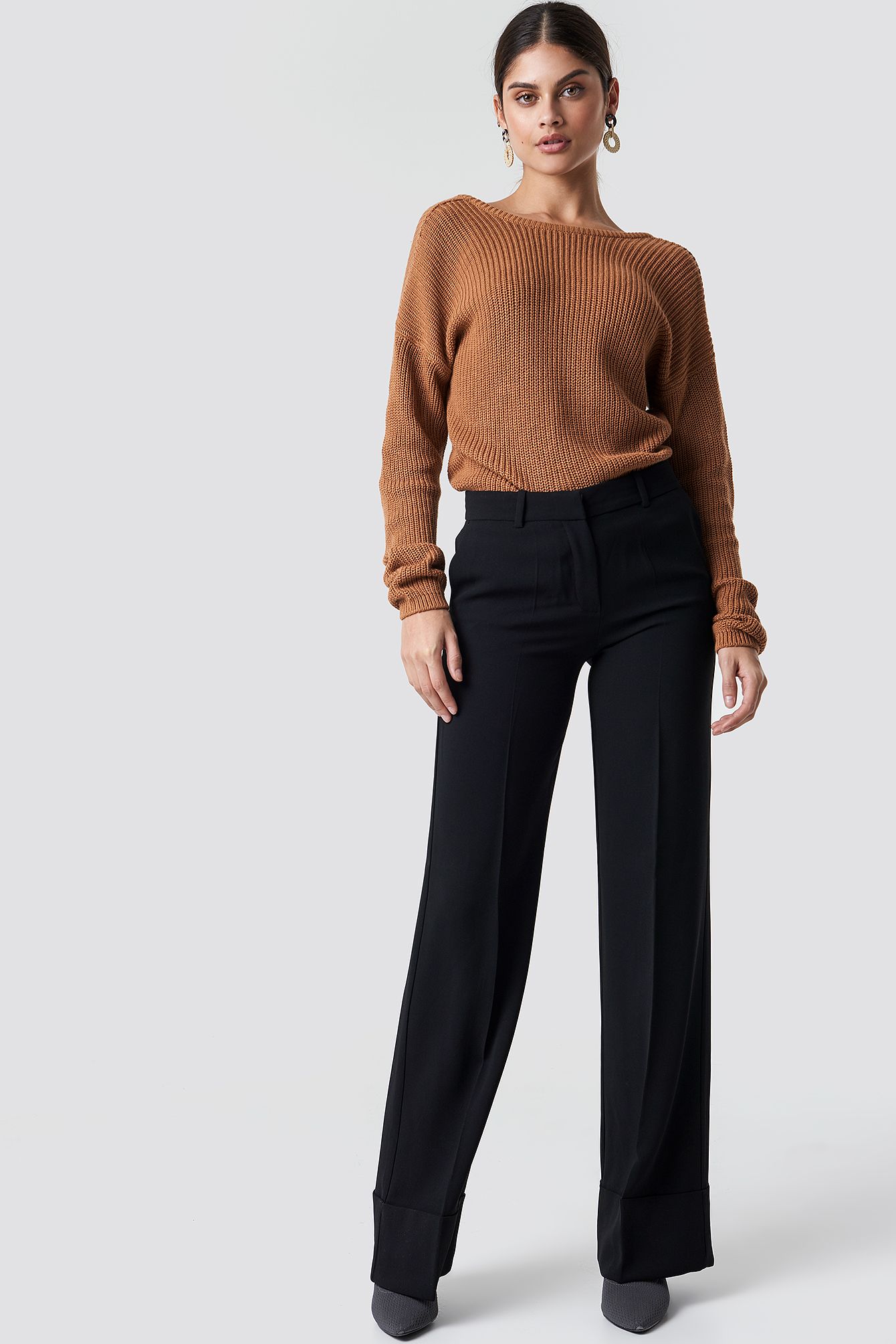 Knitted Deep V-neck Sweater NAKDLOUNGE.COM