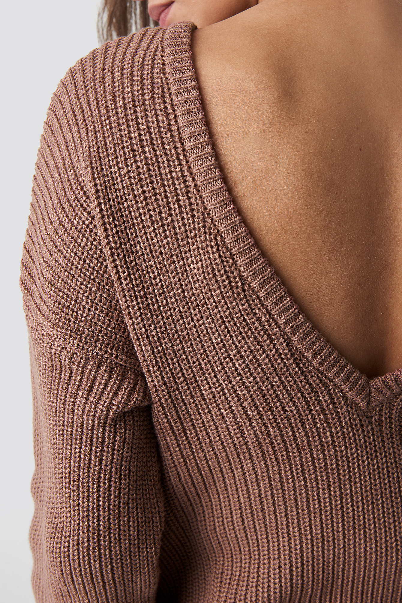 Knitted Deep V-neck Sweater NAKDLOUNGE.COM